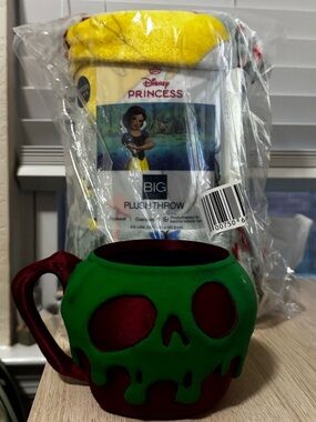 Snow White Plush Throw w/ a 3D Printed Rotten Apple Ice Cream Pint Holder